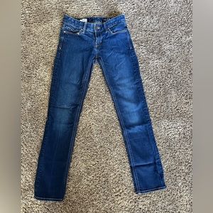 Women’s GAP 1969 Real Straight low rise jeans. Size 25